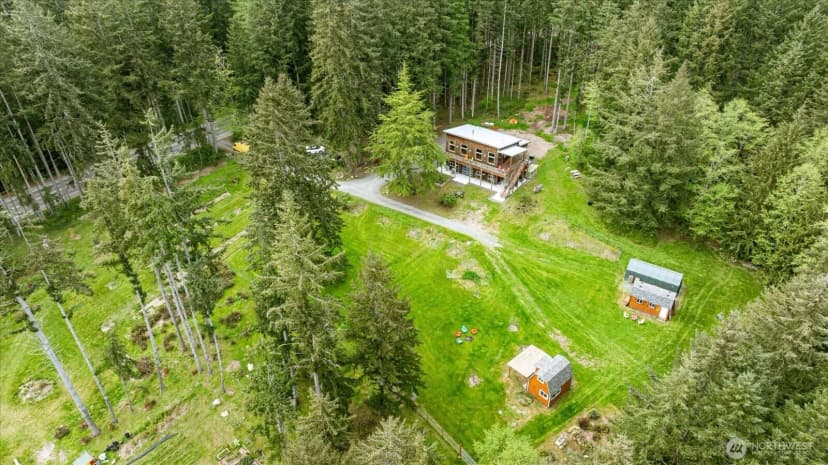 Property photo for 5287 Maxwelton Road, Langley photo 36