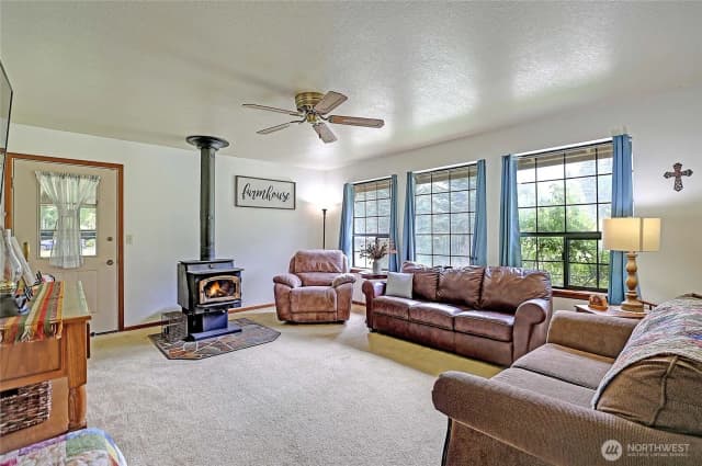 Property photo for 30520 379th Avenue Ne, Arlington photo 5
