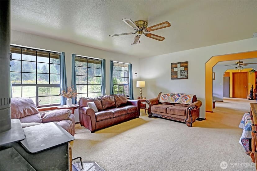 Property photo for 30520 379th Avenue Ne, Arlington photo 6