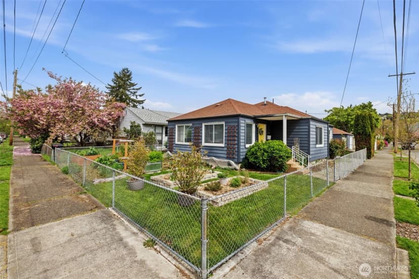 Property photo for 544 Whitworth Avenue S, Renton photo 31