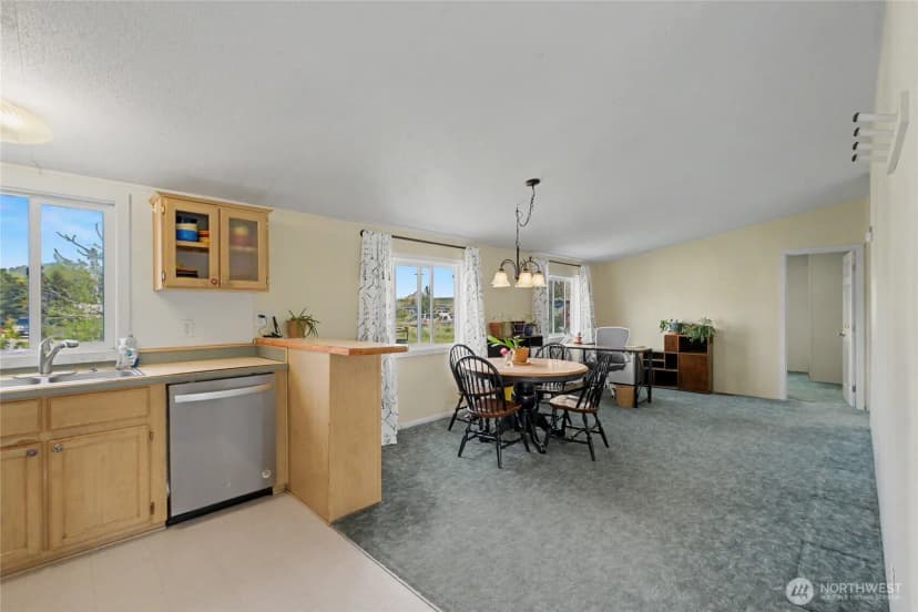 Property photo for 316 S Columbia Avenue, Waterville photo 18