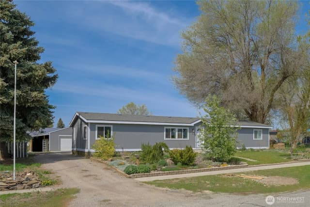 Property photo for 316 S Columbia Avenue, Waterville
