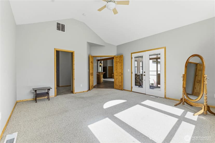 Property photo for 308 Kray Ike Court, Wenatchee photo 20