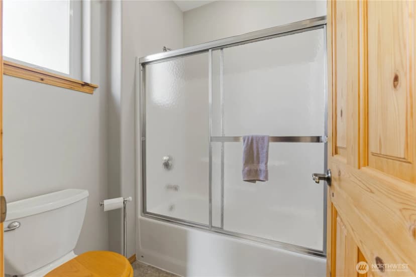 Property photo for 308 Kray Ike Court, Wenatchee photo 27