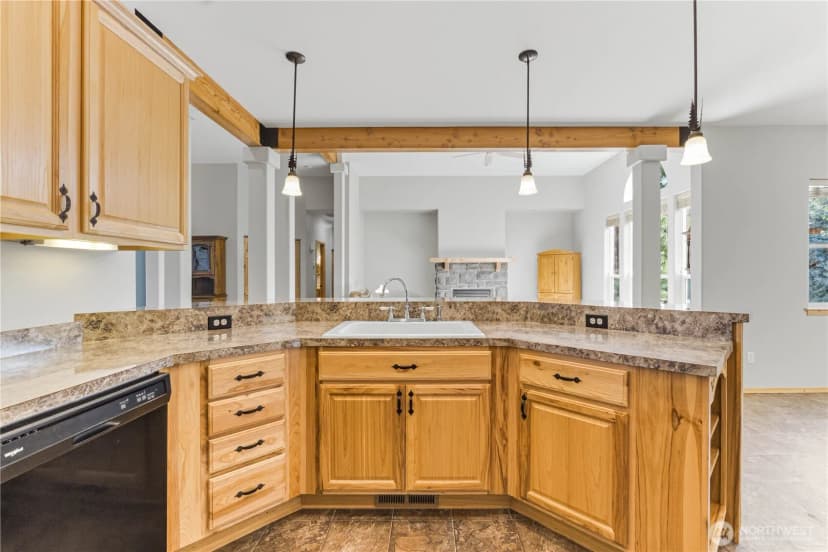 Property photo for 308 Kray Ike Court, Wenatchee photo 15
