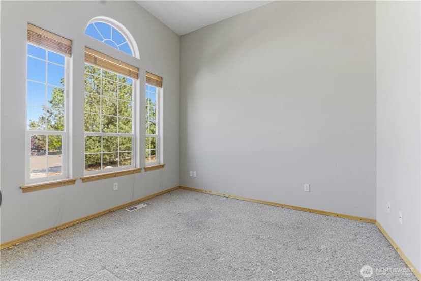 Property photo for 308 Kray Ike Court, Wenatchee photo 29