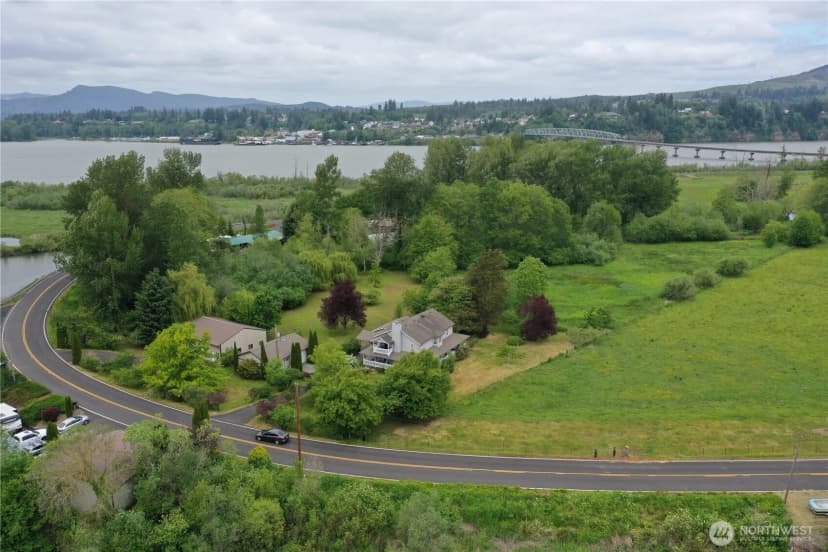 Property photo for 103 W Little Island Road, Cathlamet