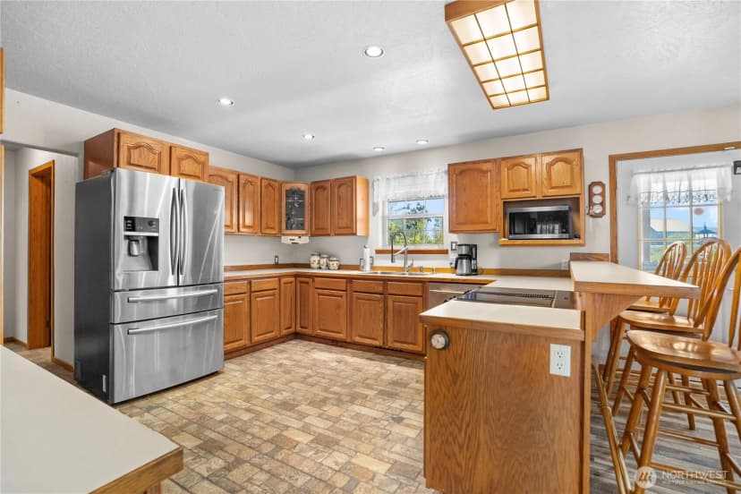 Property photo for 103 W Little Island Road, Cathlamet photo 6