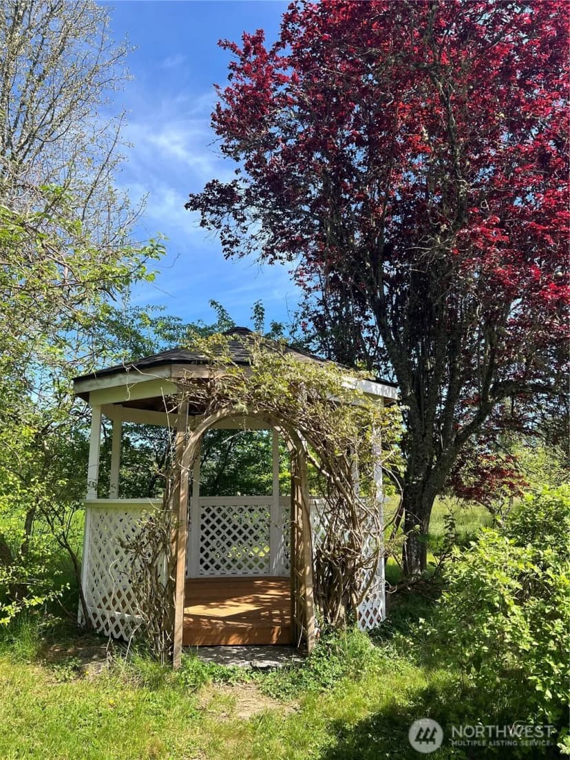 Property photo for 103 W Little Island Road, Cathlamet photo 40