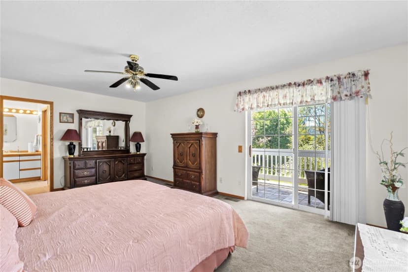 Property photo for 103 W Little Island Road, Cathlamet photo 17