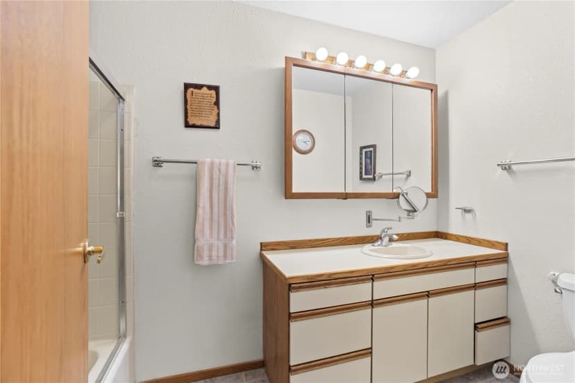 Property photo for 103 W Little Island Road, Cathlamet photo 13