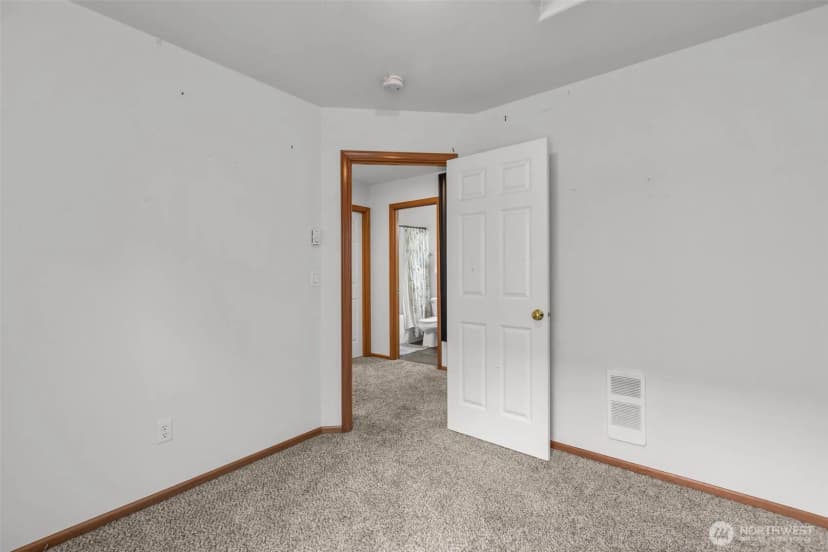 Property photo for 10617 Ne Kingston Meadows Circle, Kingston photo 25