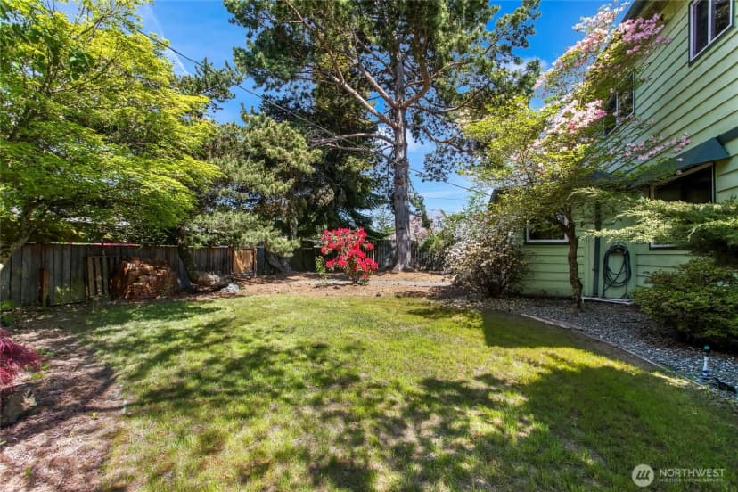 Property photo for 3701 N Whitman Street, Tacoma photo 4
