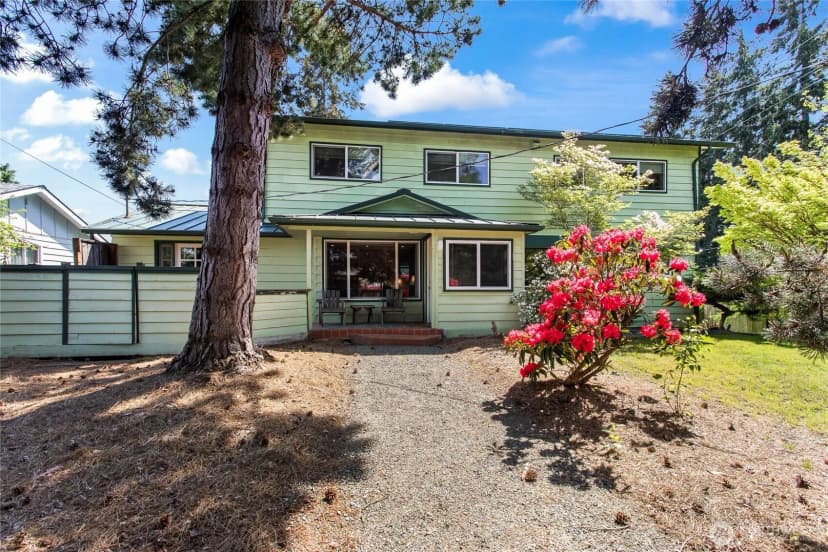 Property photo for 3701 N Whitman Street, Tacoma photo 2