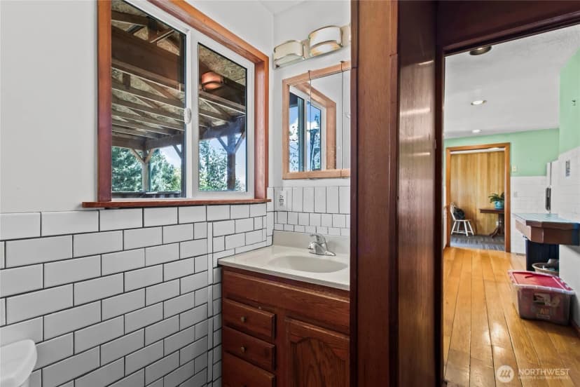 Property photo for 3701 N Whitman Street, Tacoma photo 13