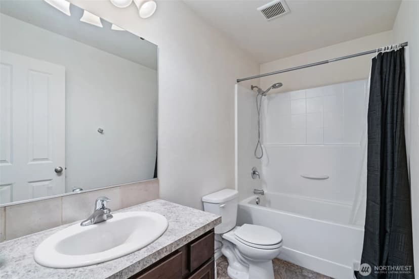Property photo for 7637 Brianna Court Se, Olympia photo 12