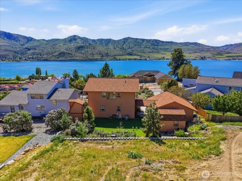 Property photo for 211 Riviera Drive, Chelan