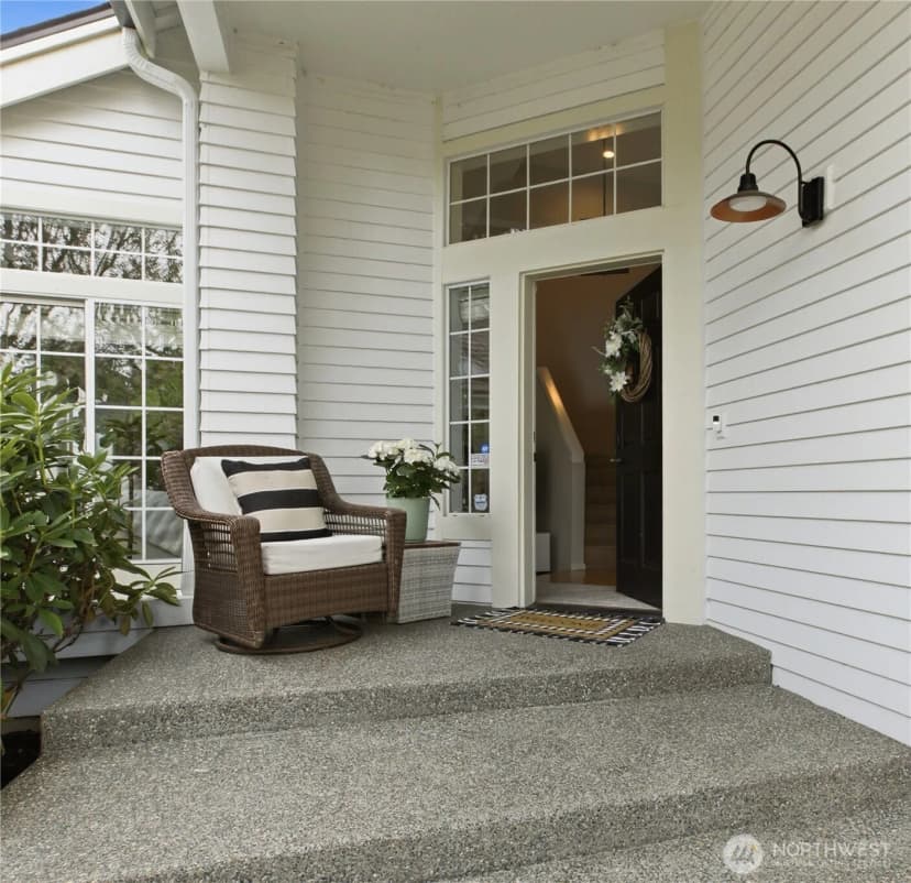 Property photo for 8309 61st Street Ct W, University Place photo 2