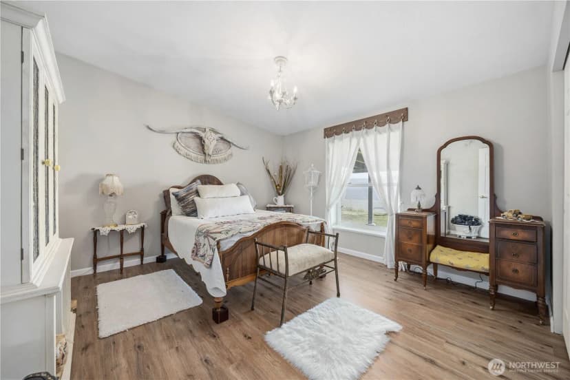 Property photo for 66 Lakeview Way, Brewster photo 20