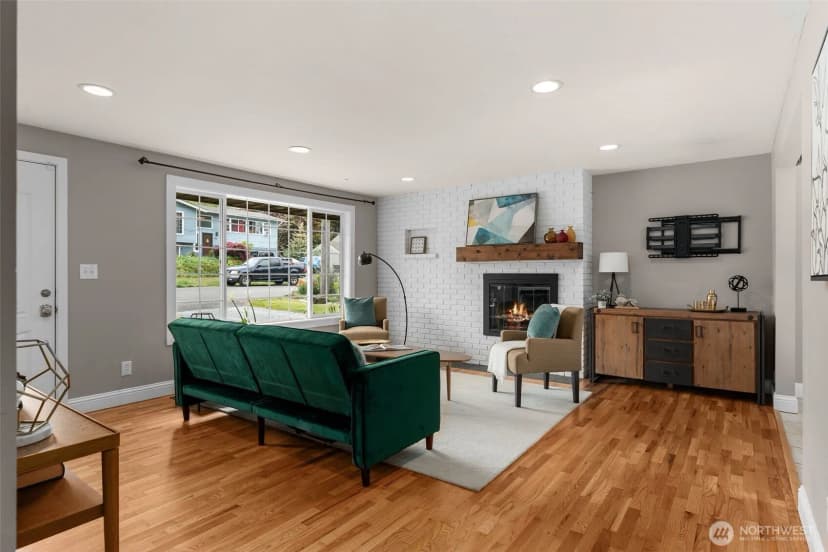 Property photo for 625 Sw 127th Street, Seattle photo 7