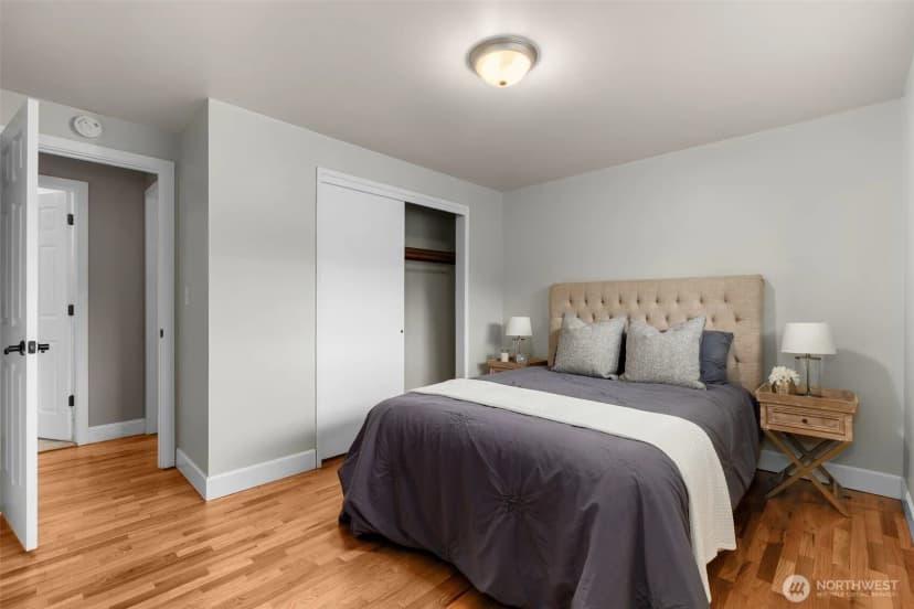 Property photo for 625 Sw 127th Street, Seattle photo 16