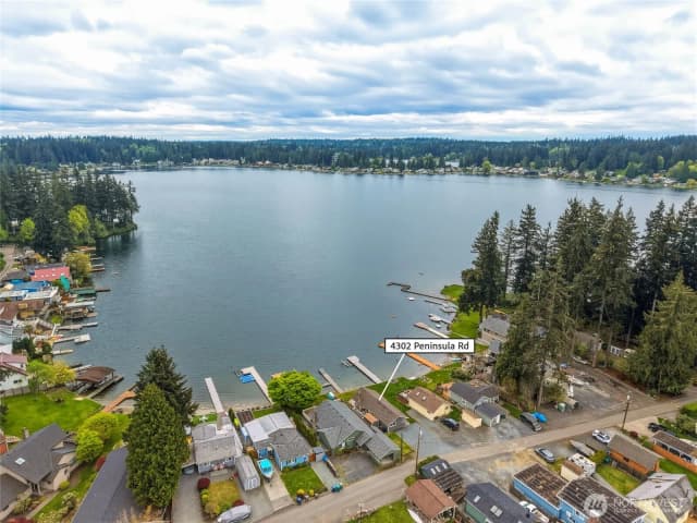 Property photo for 4302 Peninsula Road, Stanwood photo 3