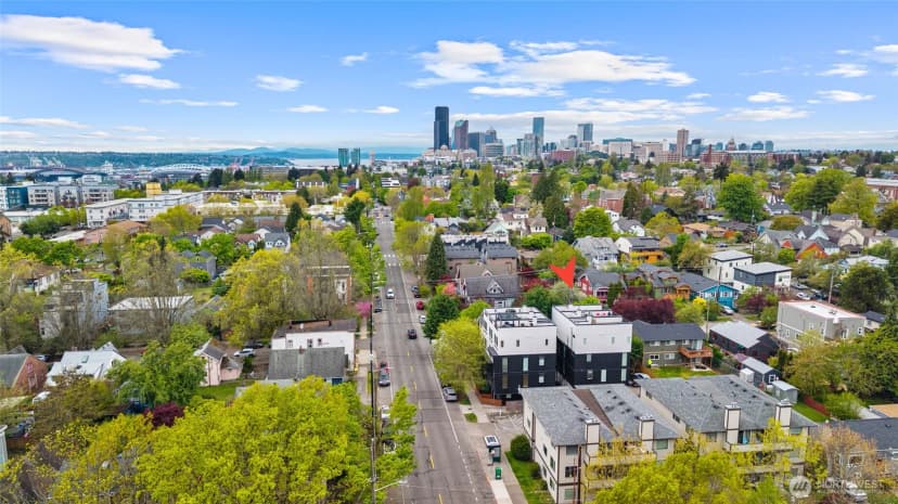 Property photo for 2612 E Yesler Way, Seattle photo 35