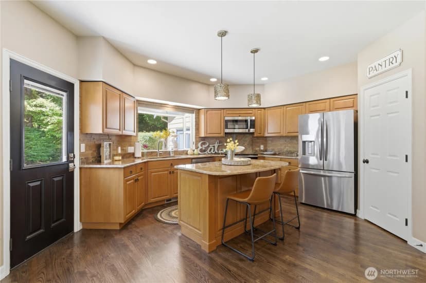 Property photo for 832 Jewil Drive, Fox Island photo 9