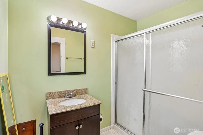 Property photo for 2430 Nw 198th Street, Shoreline photo 10