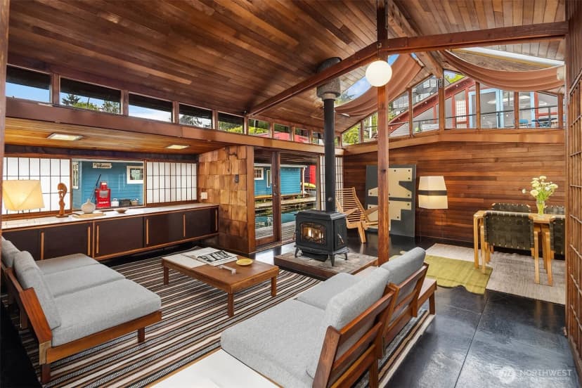 Property photo for 3130 Portage Bay Place E #c, Seattle photo 4