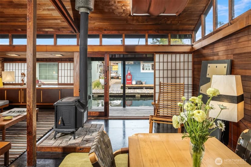 Property photo for 3130 Portage Bay Place E #c, Seattle photo 9