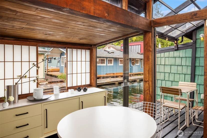 Property photo for 3130 Portage Bay Place E #c, Seattle photo 18