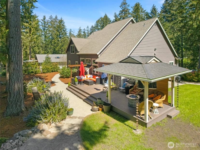 Property photo for 10804 Pioneer Drive, Anderson Island photo 6