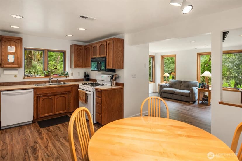 Property photo for 558 20th Avenue, Kirkland photo 25