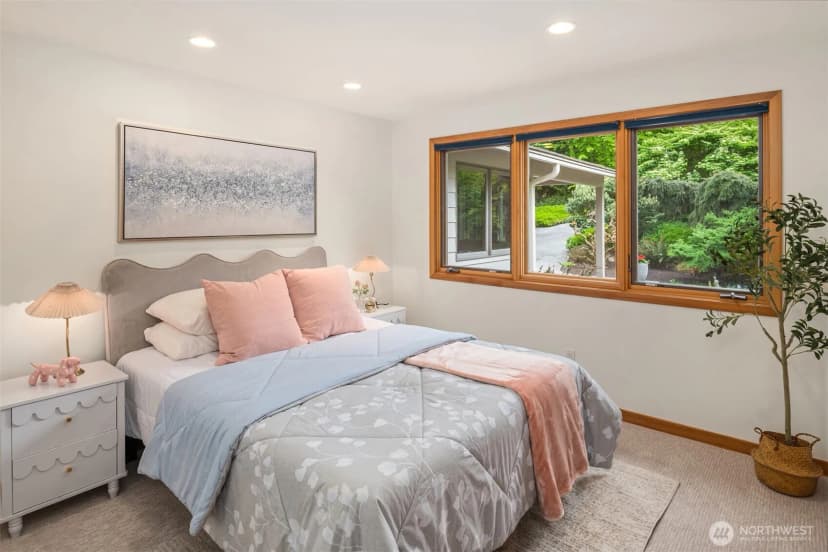 Property photo for 558 20th Avenue, Kirkland photo 18