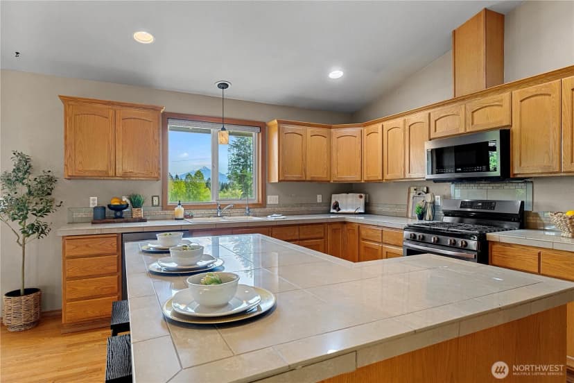 Property photo for 10929 131st Avenue Ne, Lake Stevens photo 12