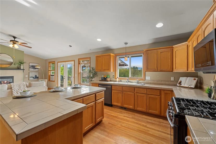Property photo for 10929 131st Avenue Ne, Lake Stevens photo 13