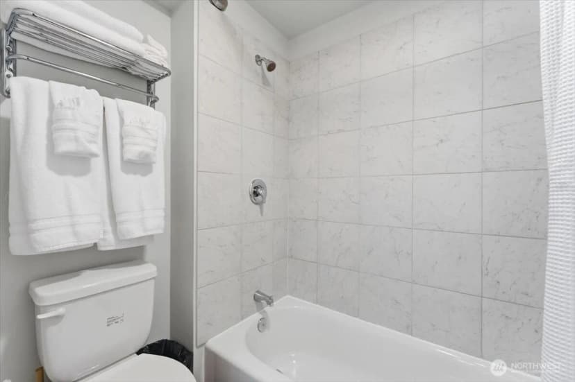 Property photo for 322 W Woodin Avenue #621, Chelan photo 28