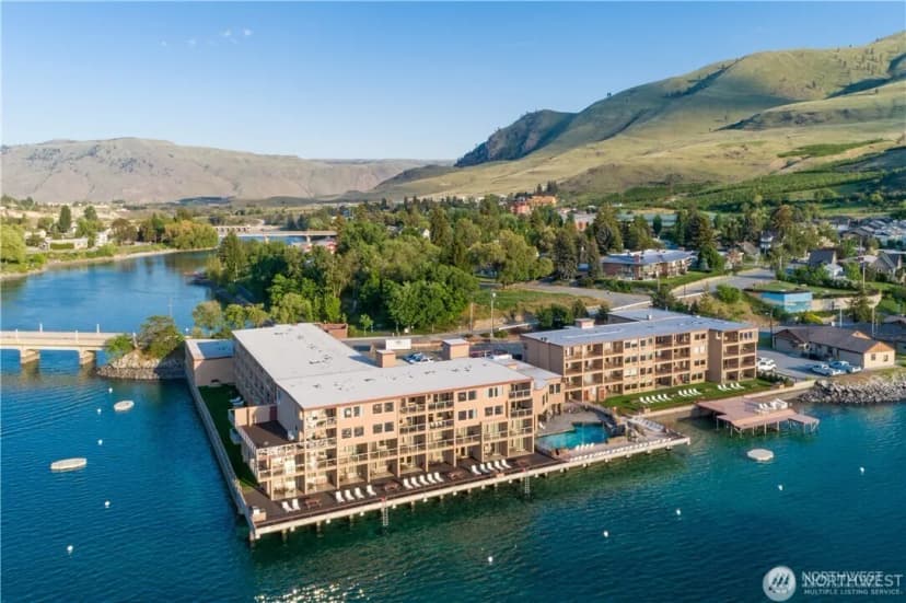 Property photo for 322 W Woodin Avenue #621, Chelan photo 33