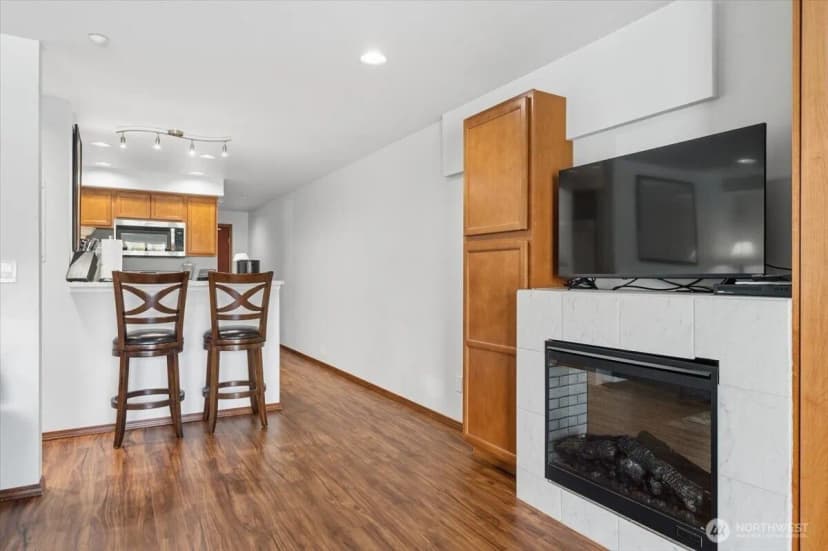Property photo for 322 W Woodin Avenue #621, Chelan photo 18