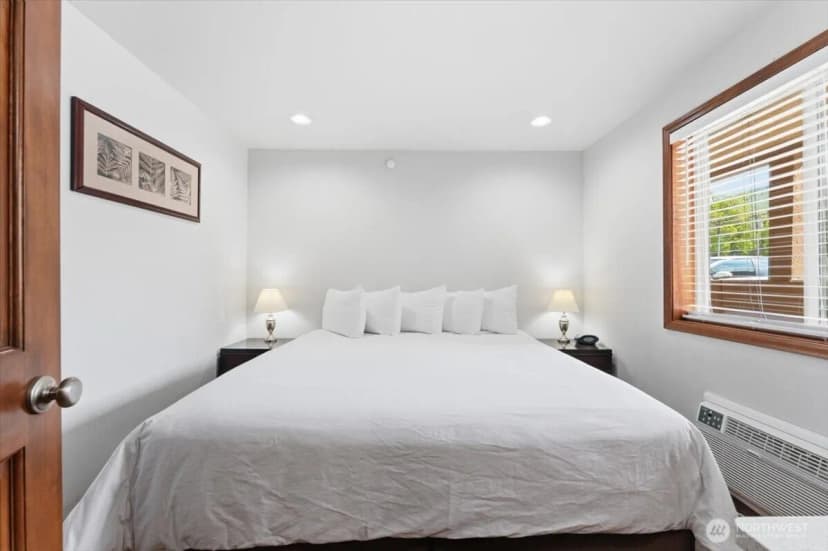 Property photo for 322 W Woodin Avenue #621, Chelan photo 23