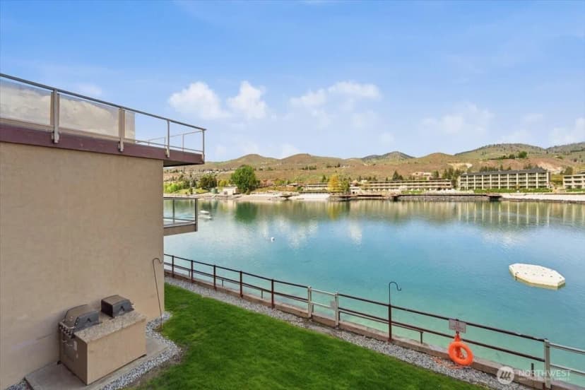 Property photo for 322 W Woodin Avenue #621, Chelan photo 11