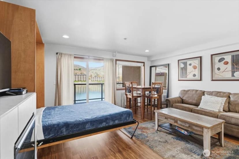 Property photo for 322 W Woodin Avenue #621, Chelan photo 7