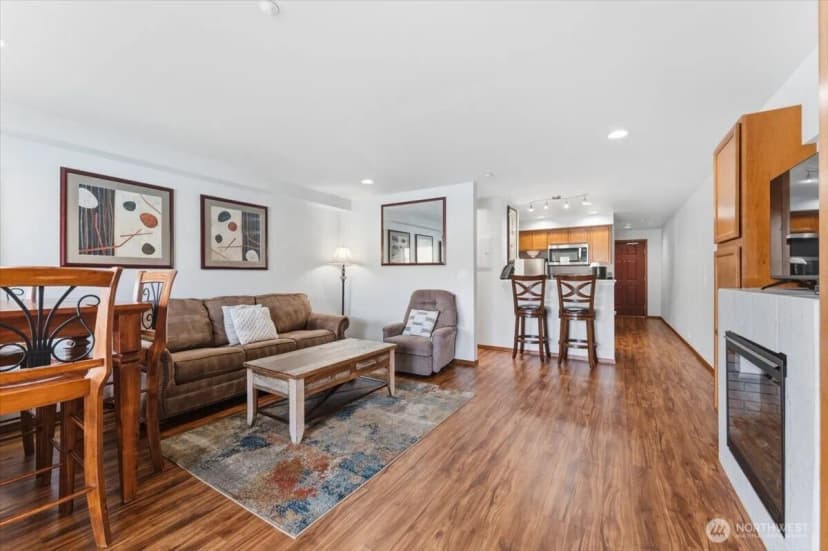 Property photo for 322 W Woodin Avenue #621, Chelan photo 16