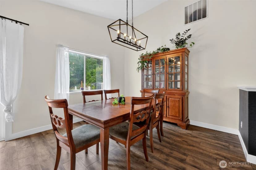 Property photo for 1314 Starlite Court E, Lacey photo 14