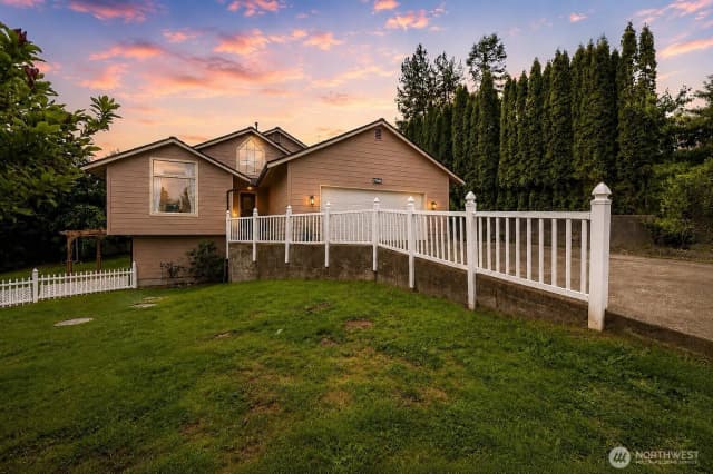 Property photo for 1314 Starlite Court E, Lacey
