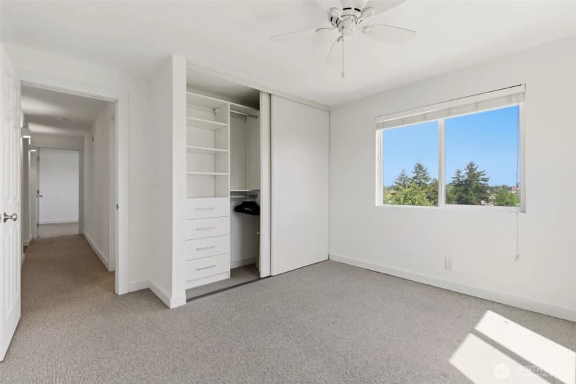Property photo for 800 N Allen Place #401, Seattle photo 16