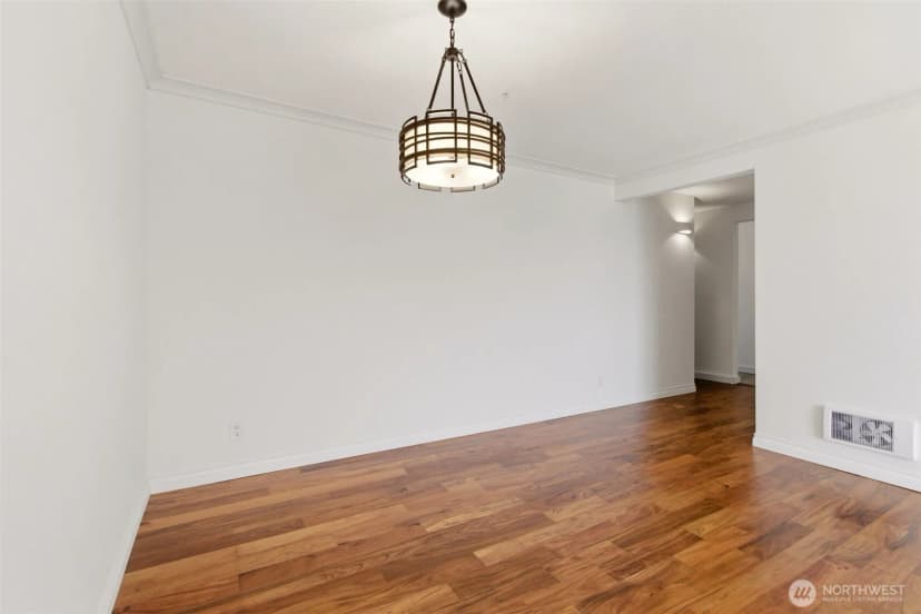 Property photo for 800 N Allen Place #401, Seattle photo 8
