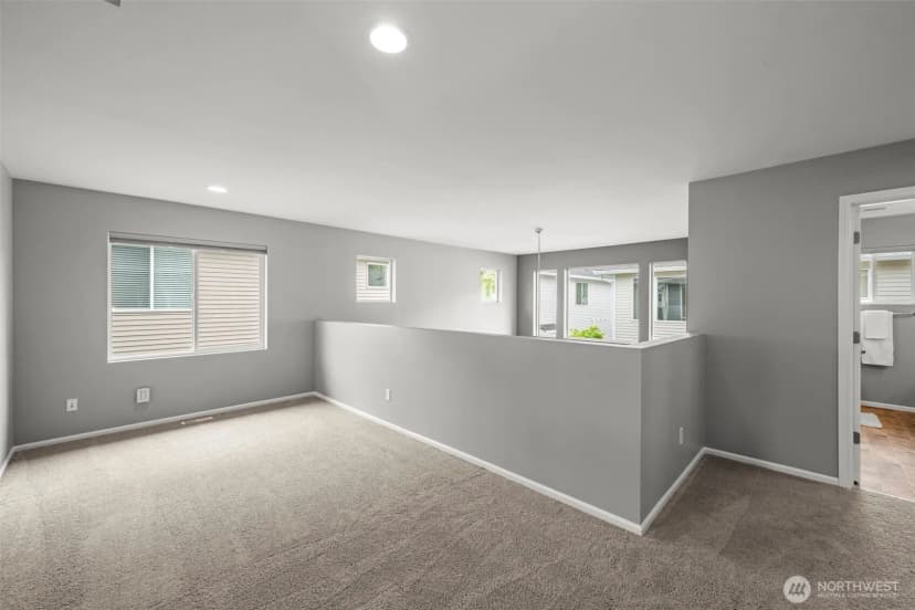 Property photo for 11261 241st Place Ne #86, Redmond photo 29