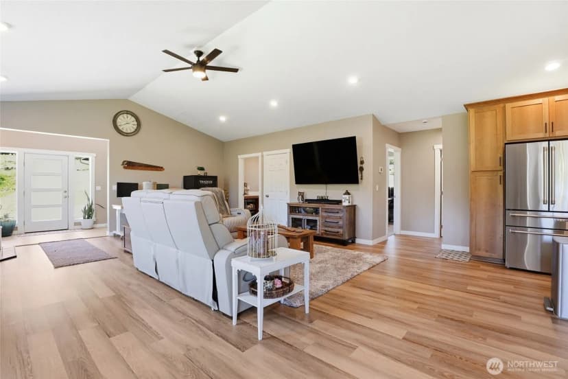 Property photo for 200 Red Hawk Drive, Castle Rock photo 9